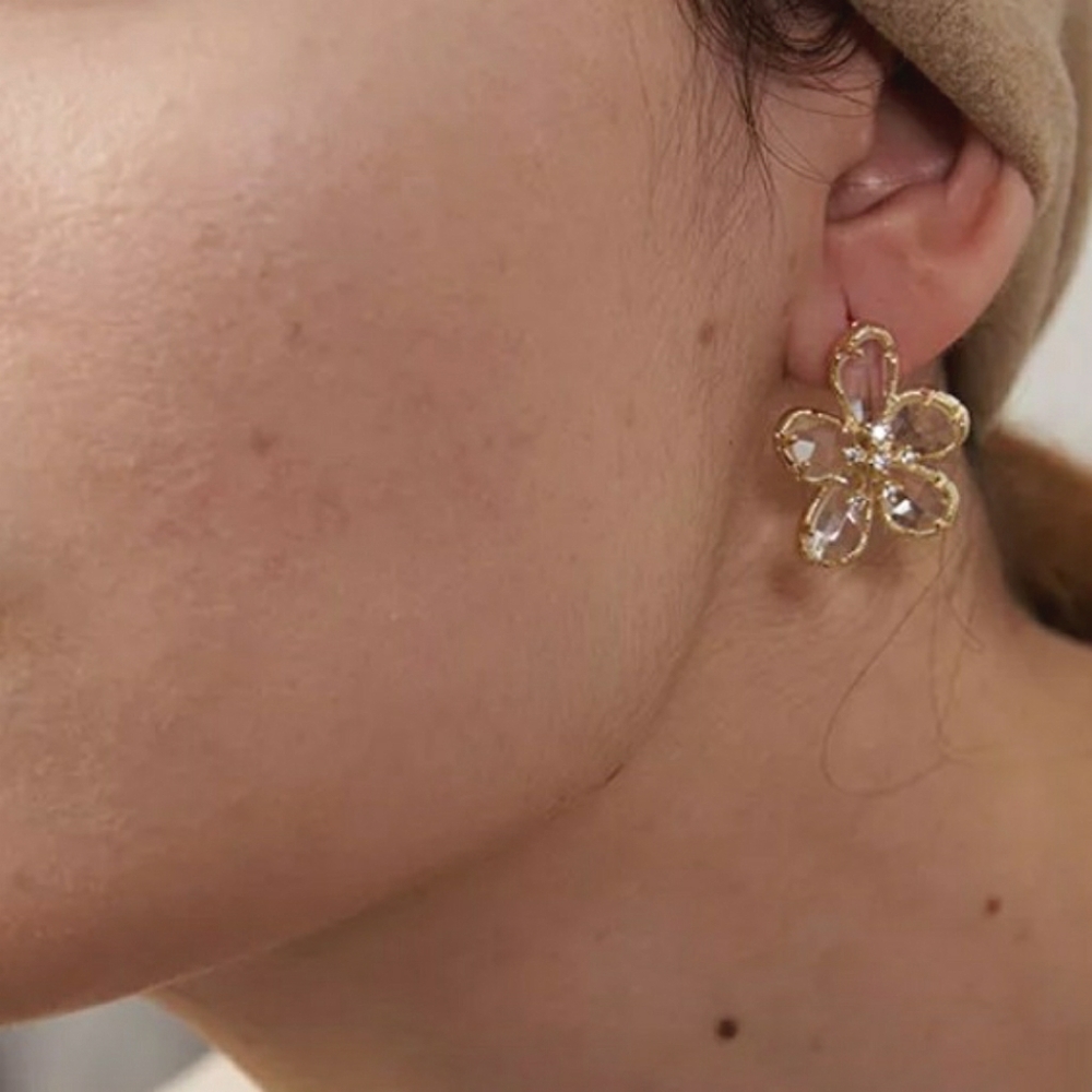 Floral embellished gold and crystal earrings; nwot - Picture 6 of 10